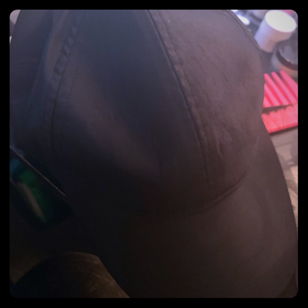 Vans black hat